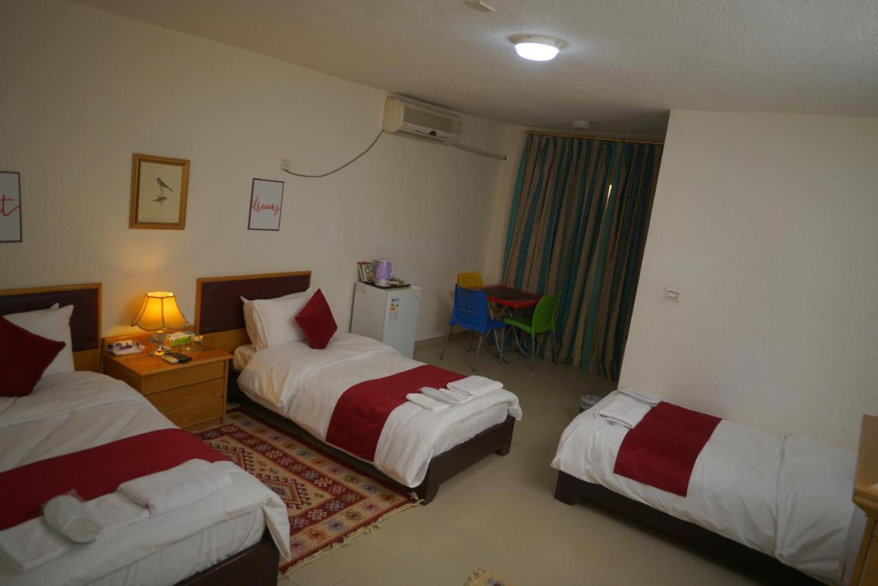Petra Mountain Hotel Wadi Musa Buitenkant foto